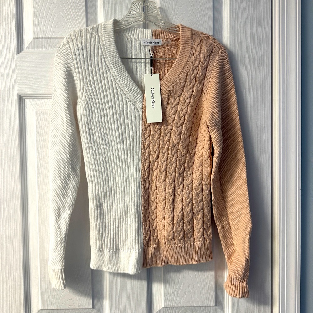 CALVIN KLEIN KNITTED SWEATER NWT